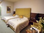 Pokój Twin<p>Elegancki pokój 2 osobowy w Hotelu AquaCity Mountain View **** z łóżkami typu twin. Te pokoje są dla najbardziej wymagających gości, jeśli należysz do nich z pewnością zaskoczą Cię swoim komfortem.<p>